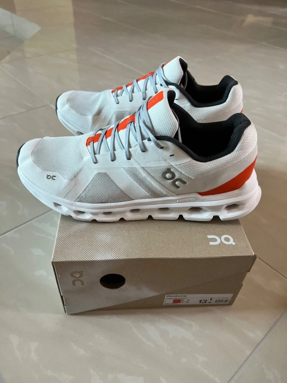 0040 ON Cloudrunner Men's Undyed-White / Flame US 13